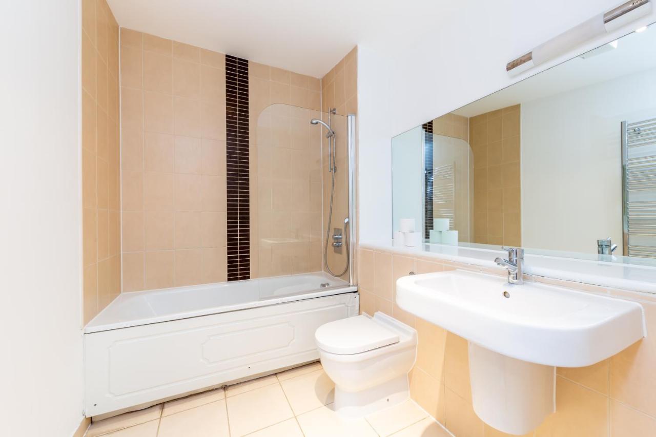 2 Bed Executive Apartment Next To Liverpool Street Free Wifi By City Stay Aparts Лондон Екстер'єр фото