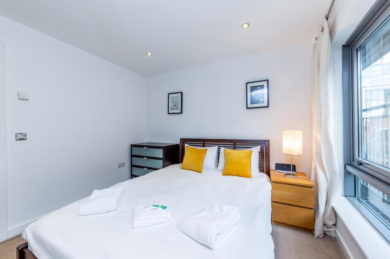 2 Bed Executive Apartment Next To Liverpool Street Free Wifi By City Stay Aparts Лондон Екстер'єр фото